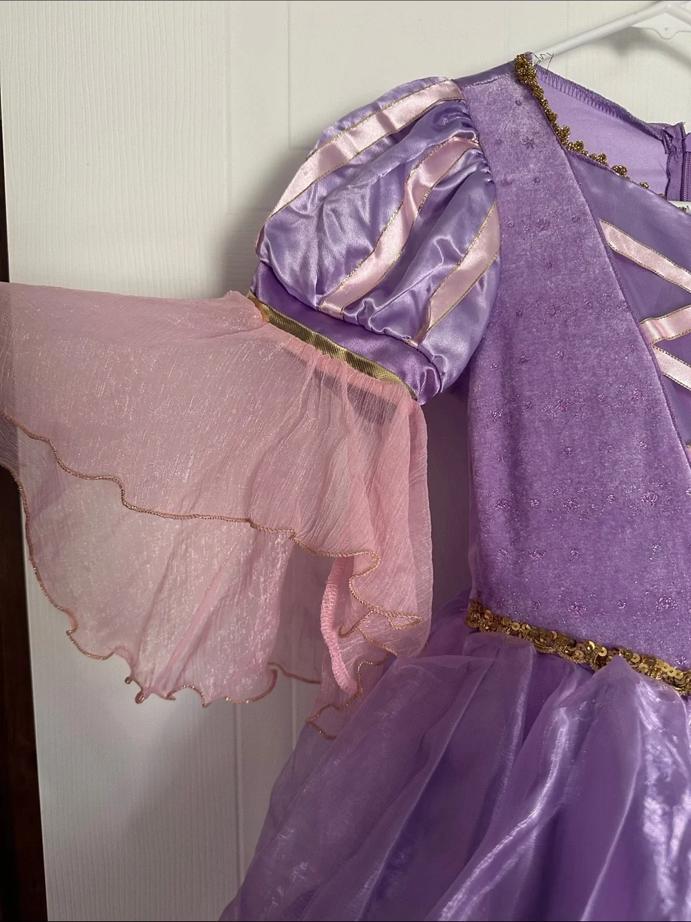NWOT Disney Tangled Lavender and Pink Princess Dress Costume size Large